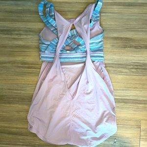 Lululemon tank with built in sports bra